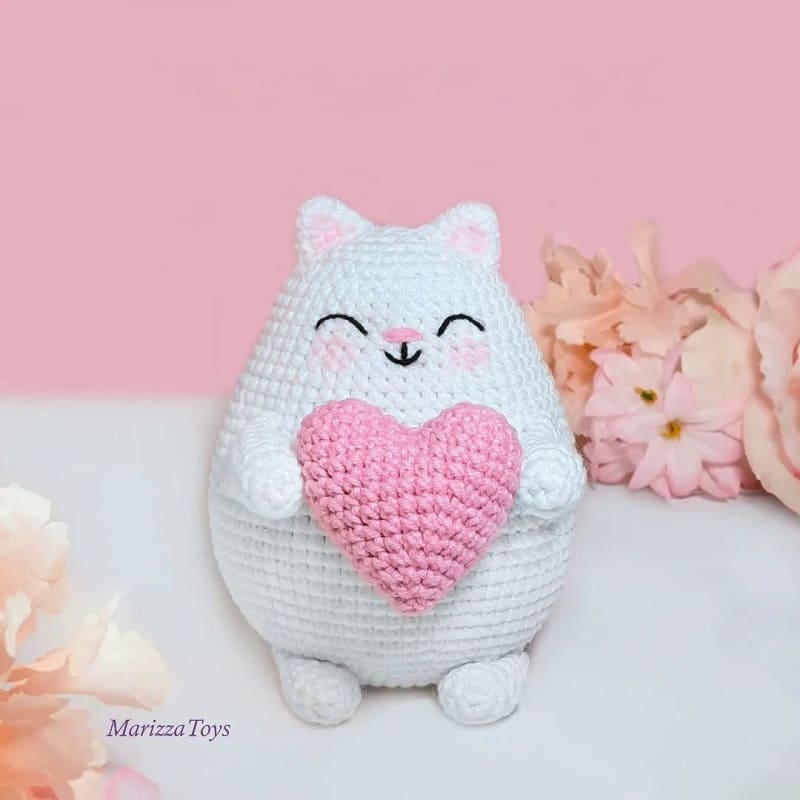 Amigurumi Kitten Valentine Free Pattern